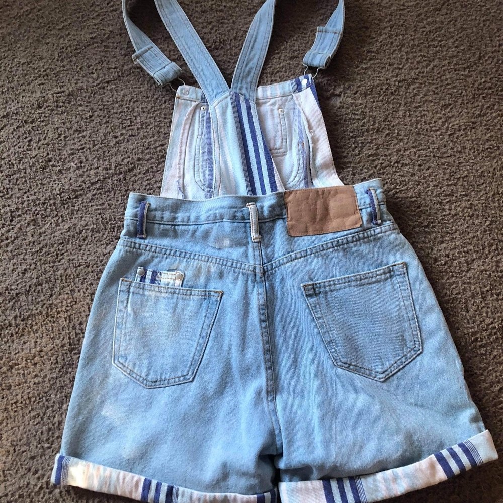 Vintage 1980s women's striped overall shorts - Picture 6 of 12